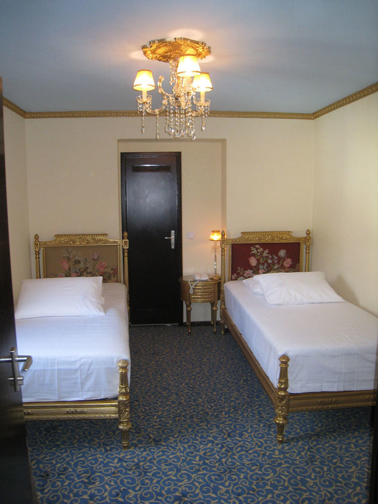 Stern 4*